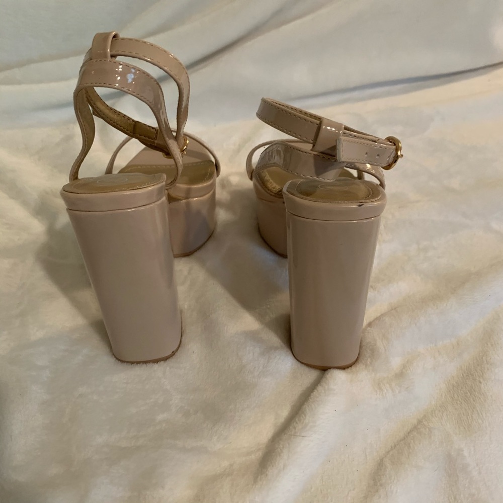 Platform strap heels - Picture 5 of 6